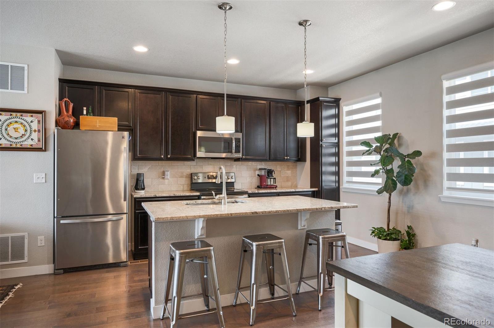 694 E Hinsdale Avenue