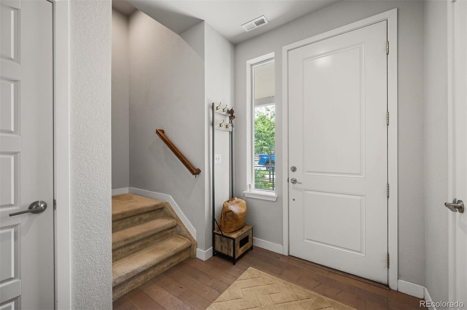 694 E Hinsdale Avenue