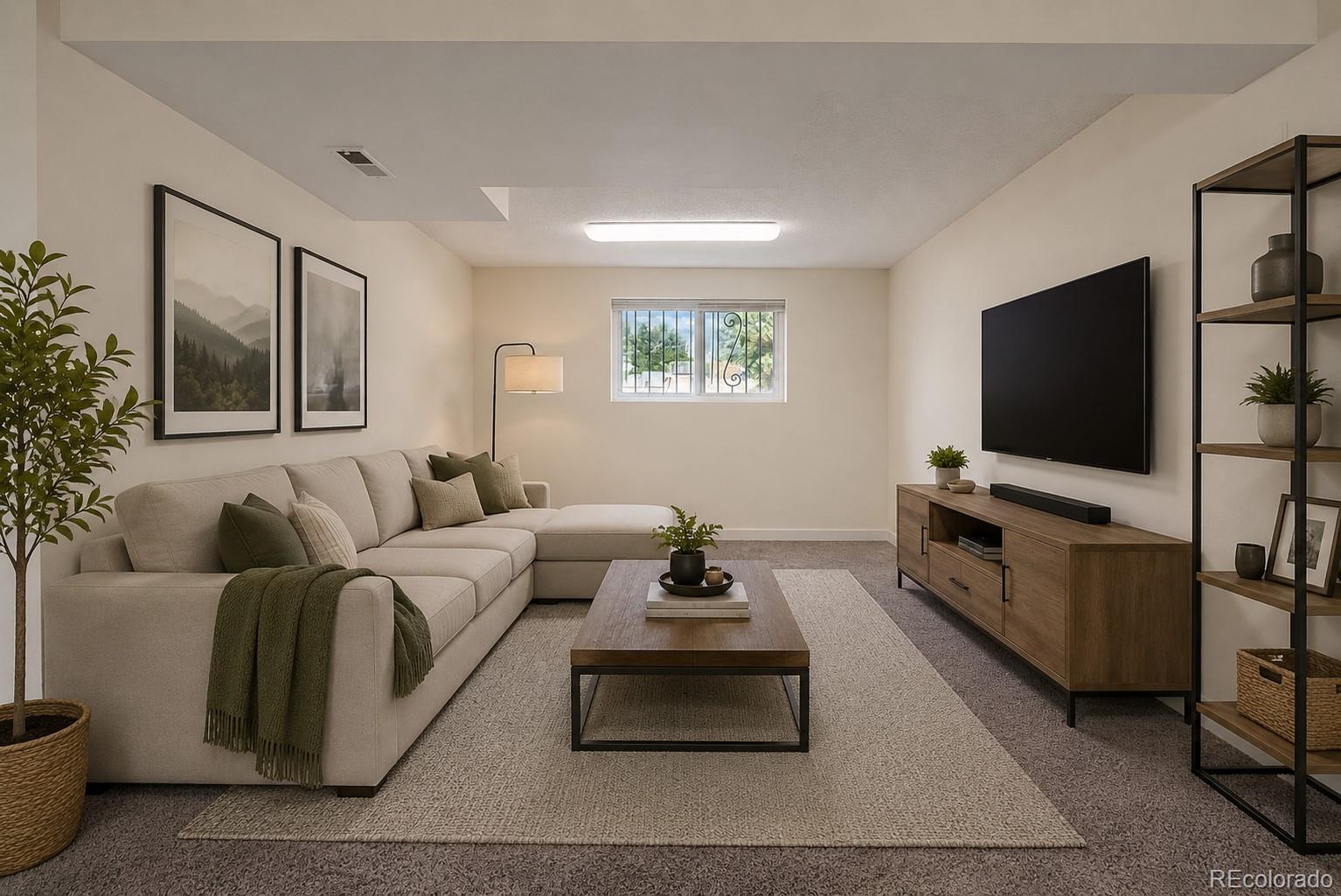 1431 S King Court