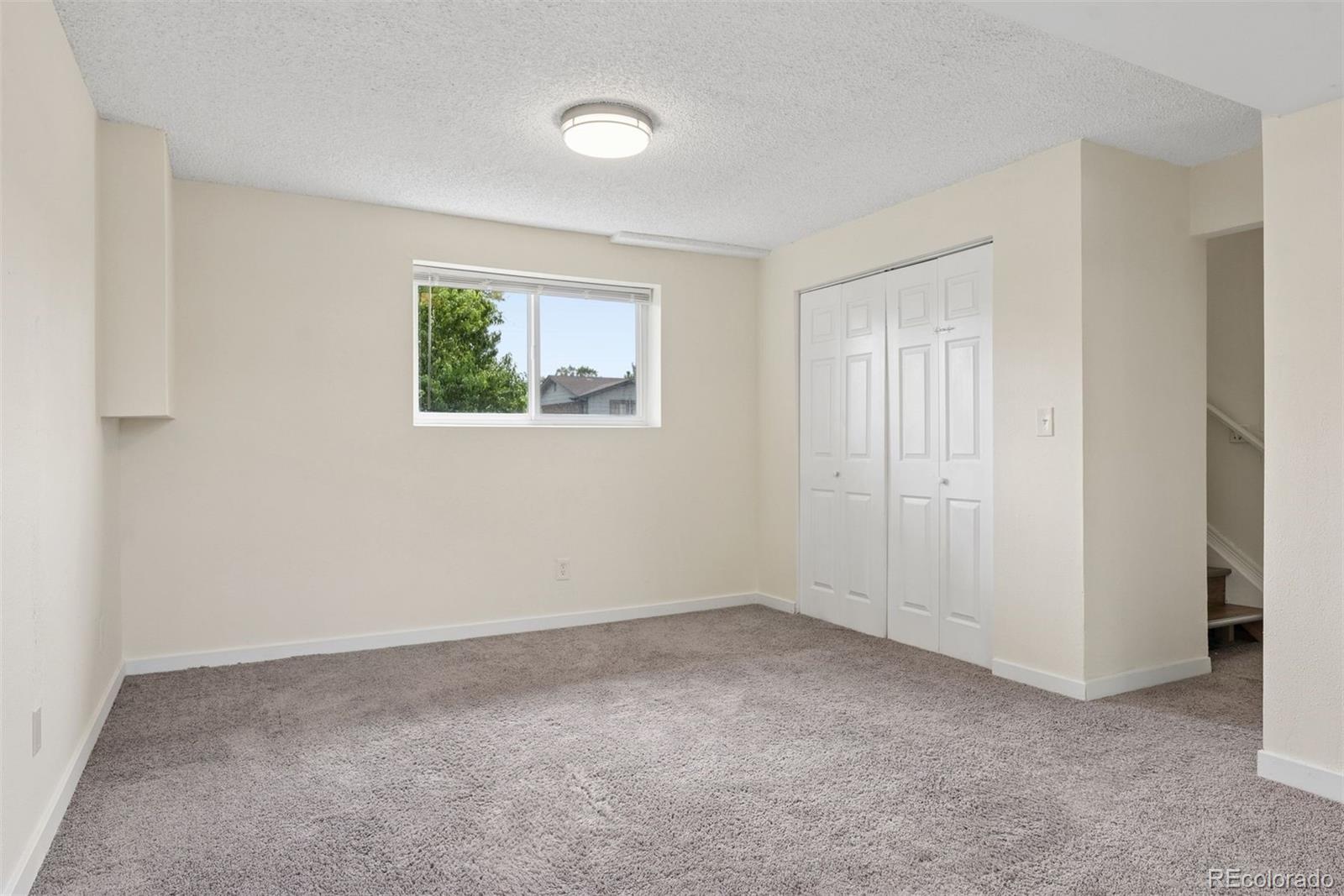1431 S King Court
