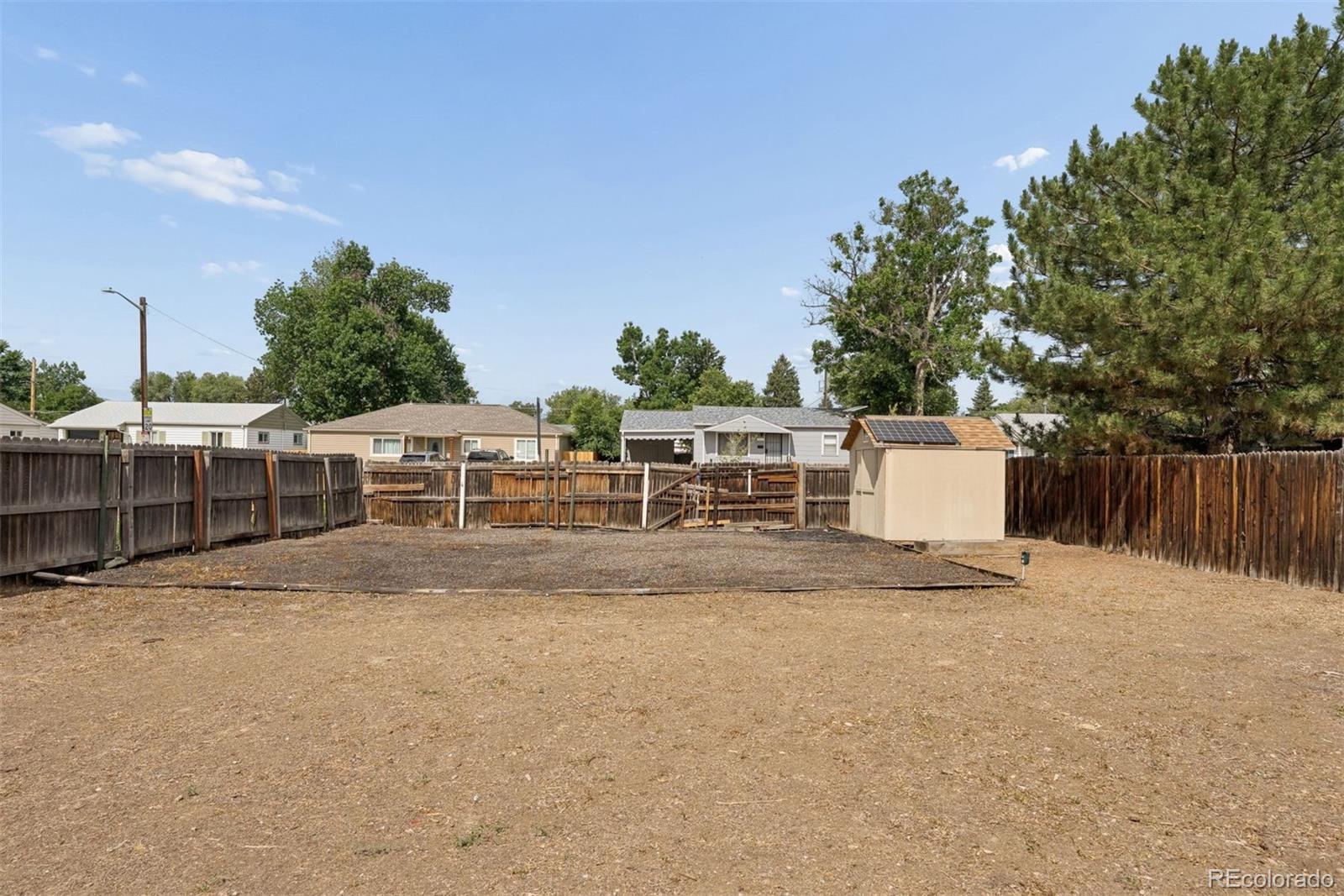 1431 S King Court