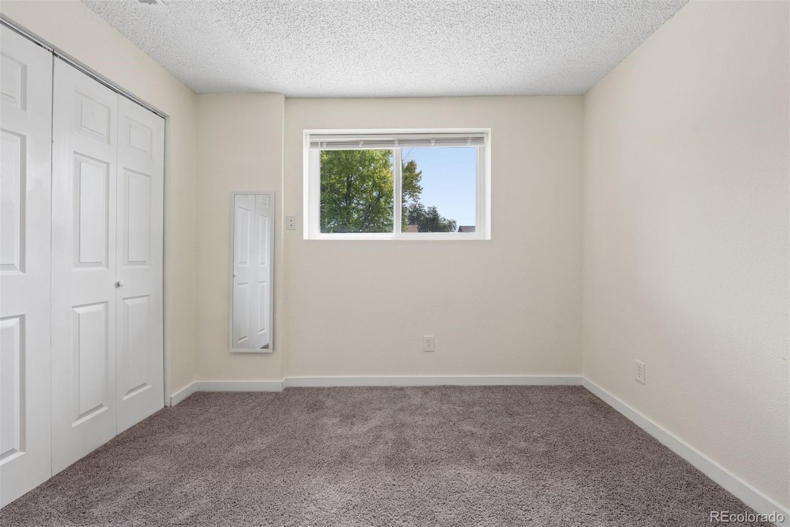 1431 S King Court