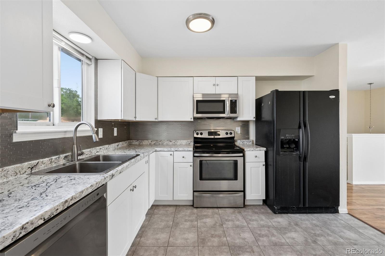 1431 S King Court