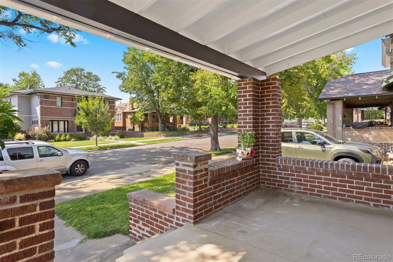 3163 W 40th Avenue