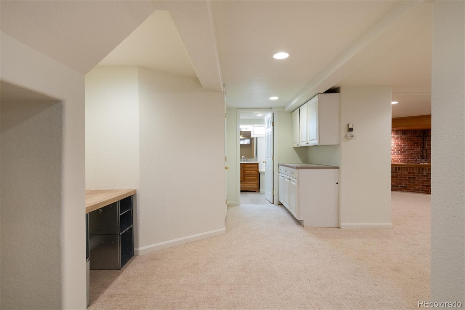 1630 E Virginia Avenue