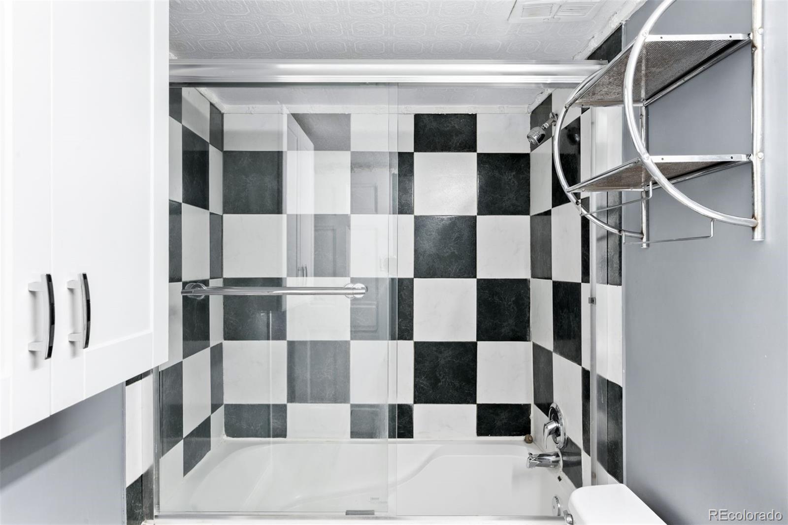 550 E 12th Avenue Unit: 401