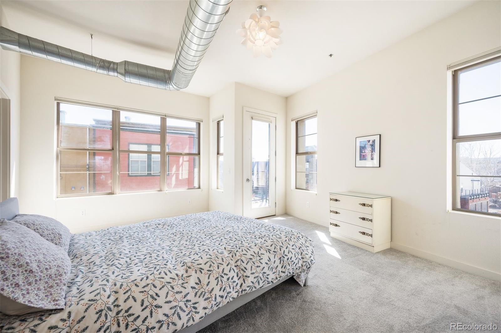 7700 E 29th Avenue Unit: 306
