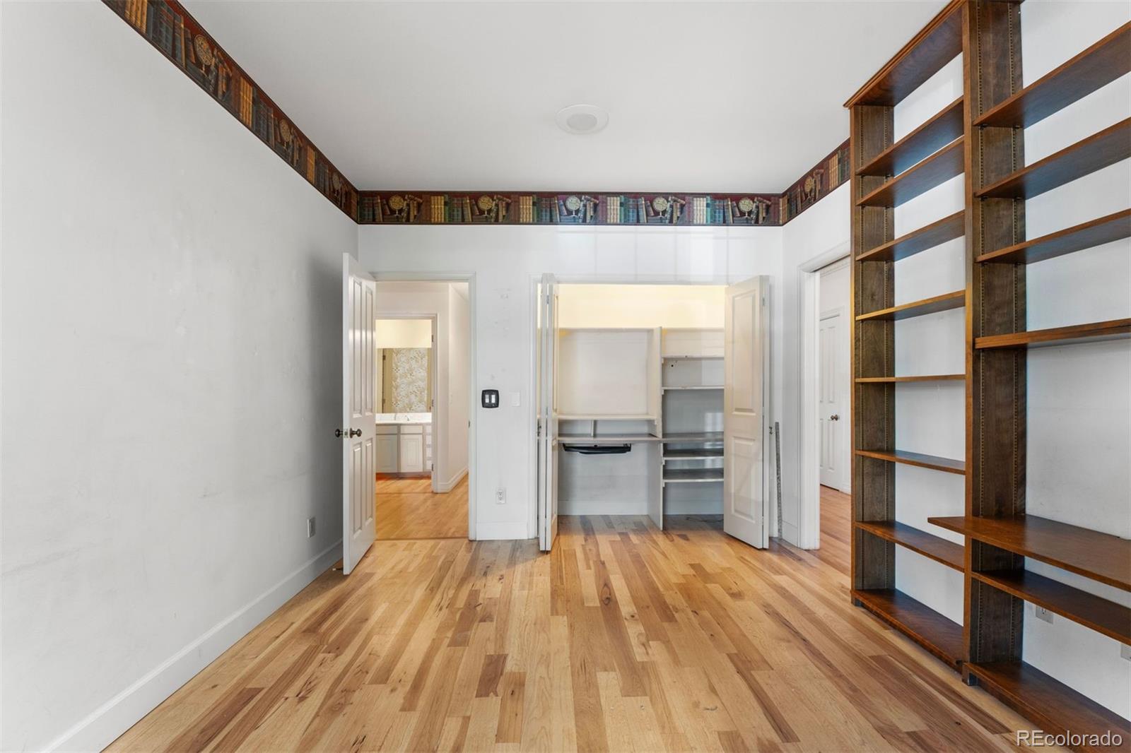 2800 S University Boulevard Unit: 90