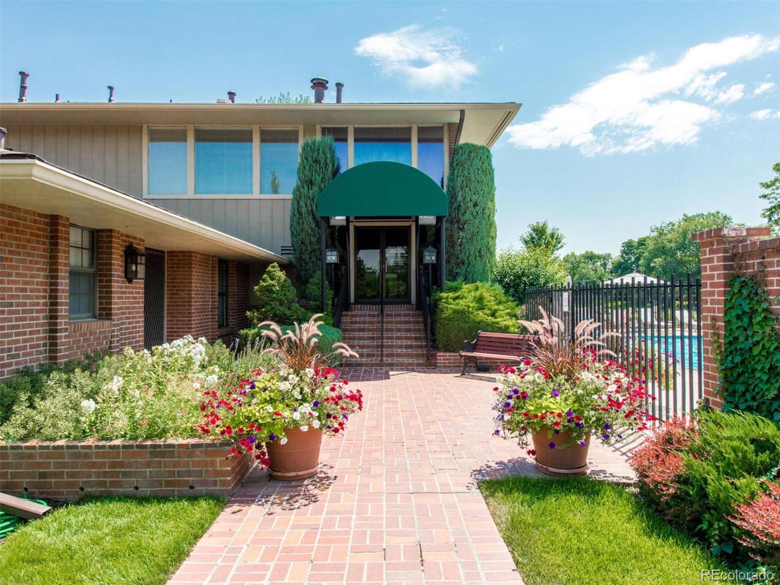 2800 S University Boulevard Unit: 90