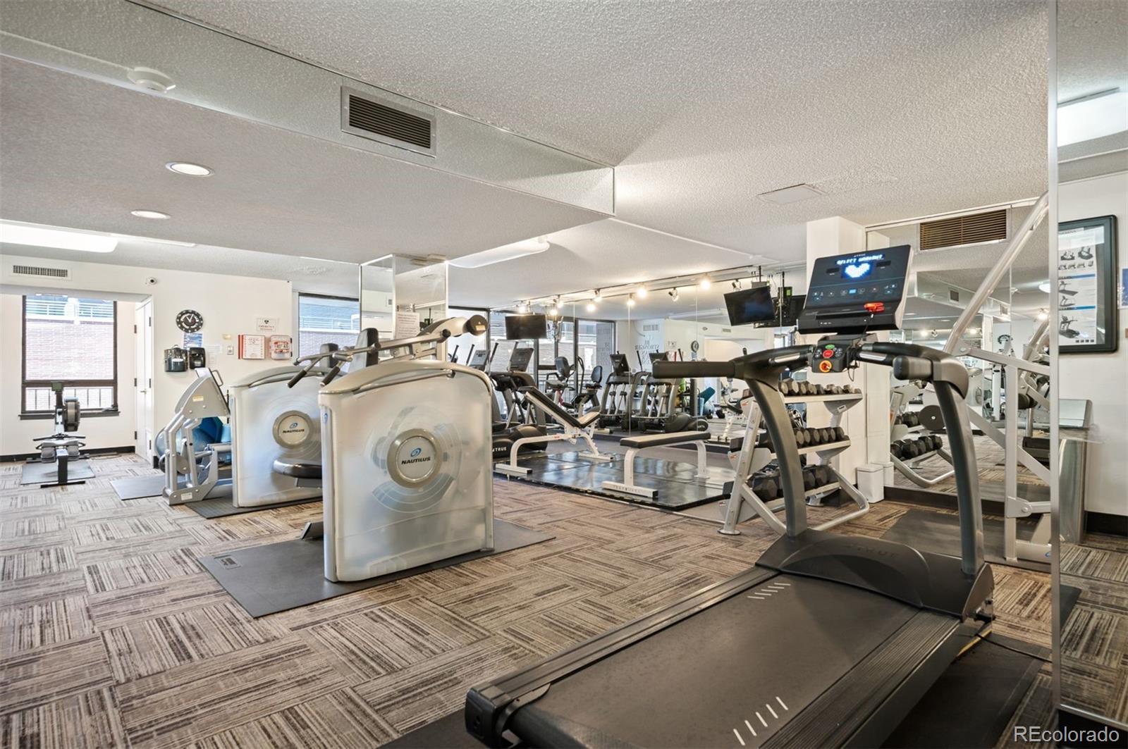 1020 15th Street Unit: 20N