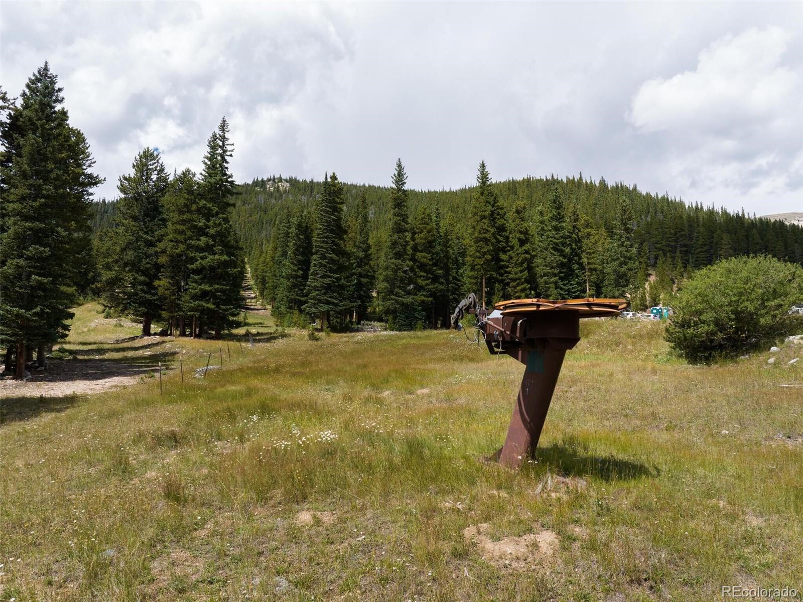 8821 Fall River Road