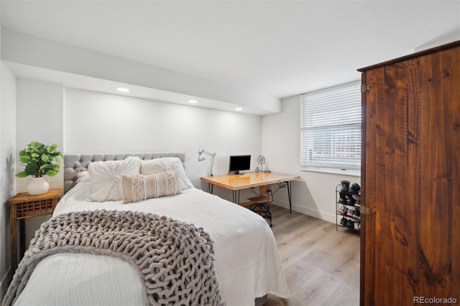 601 W 11th Avenue Unit: 807