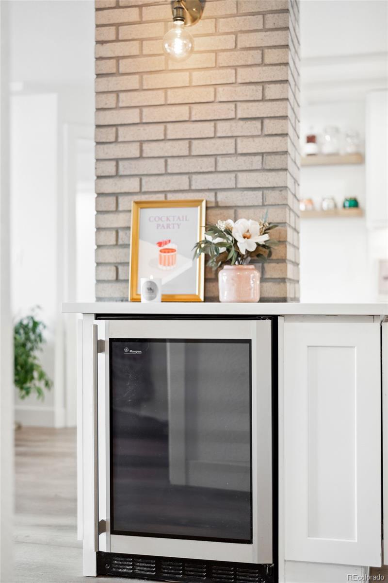 601 W 11th Avenue Unit: 807
