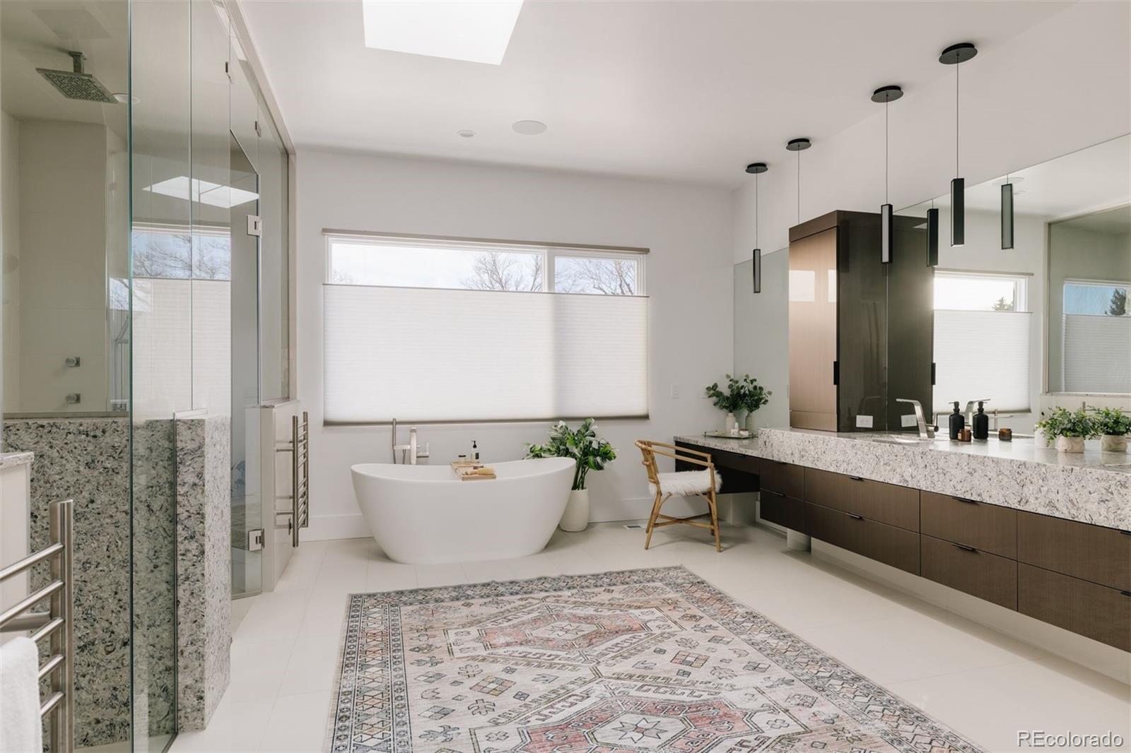 164 S Fairfax Street