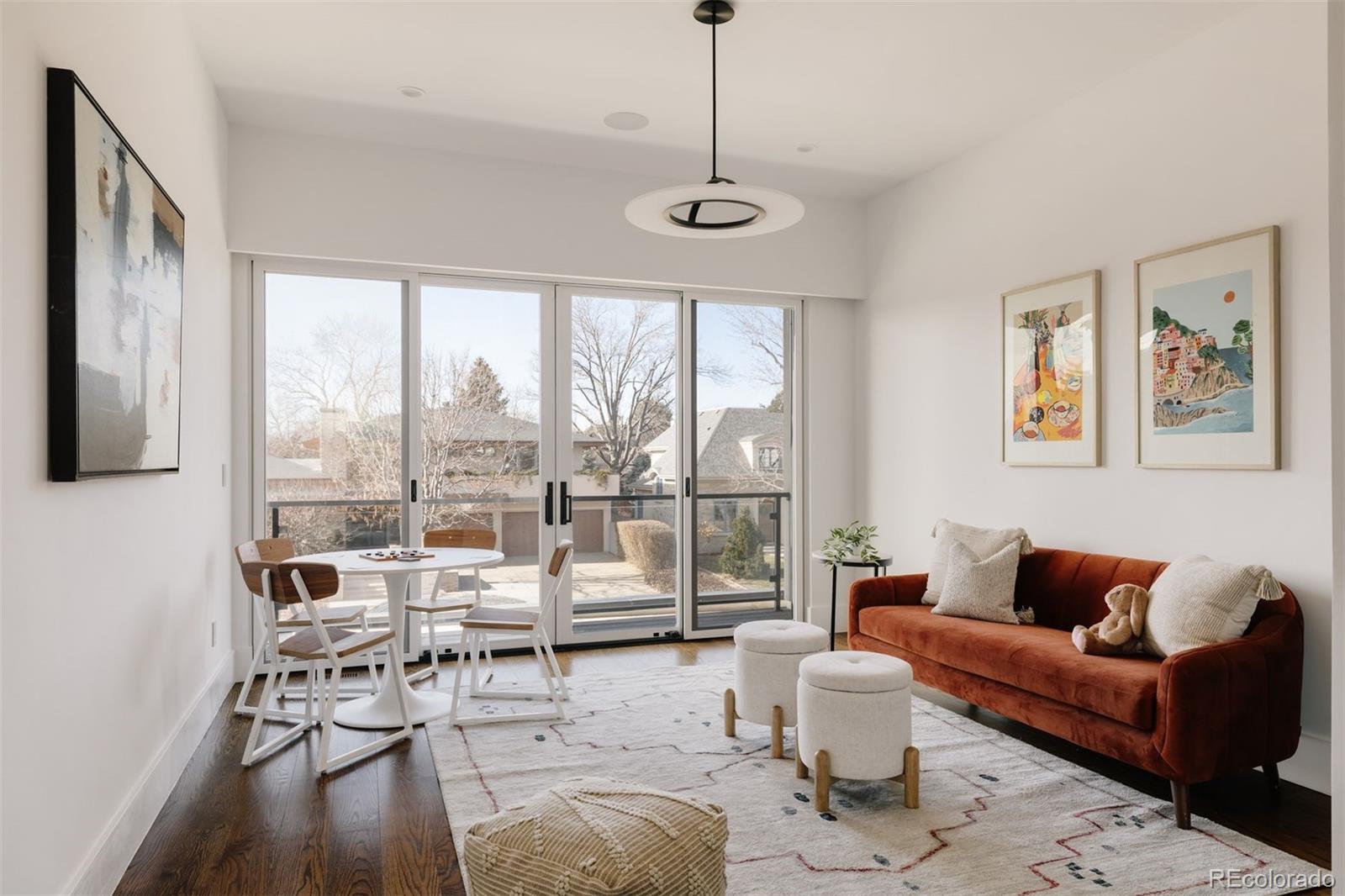 164 S Fairfax Street