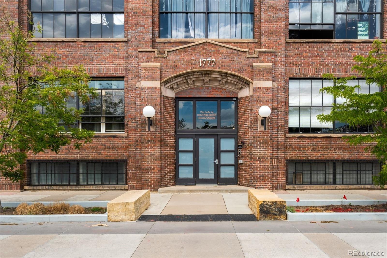 1777 E 39th Avenue Unit: 210