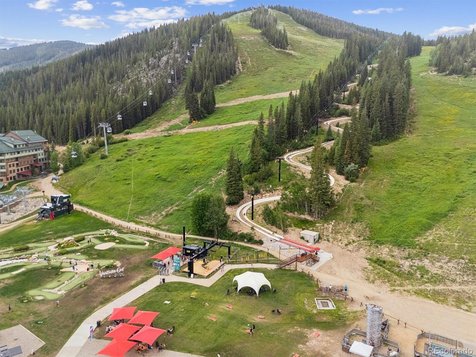 261 W Meadow Mile Unit: 1