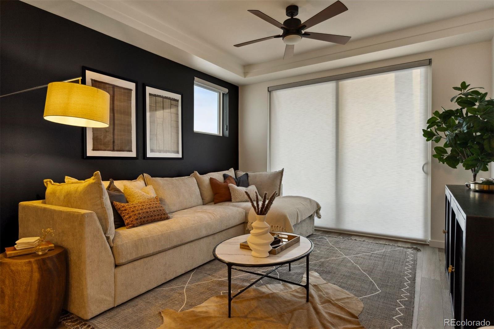 261 W Meadow Mile Unit: 1