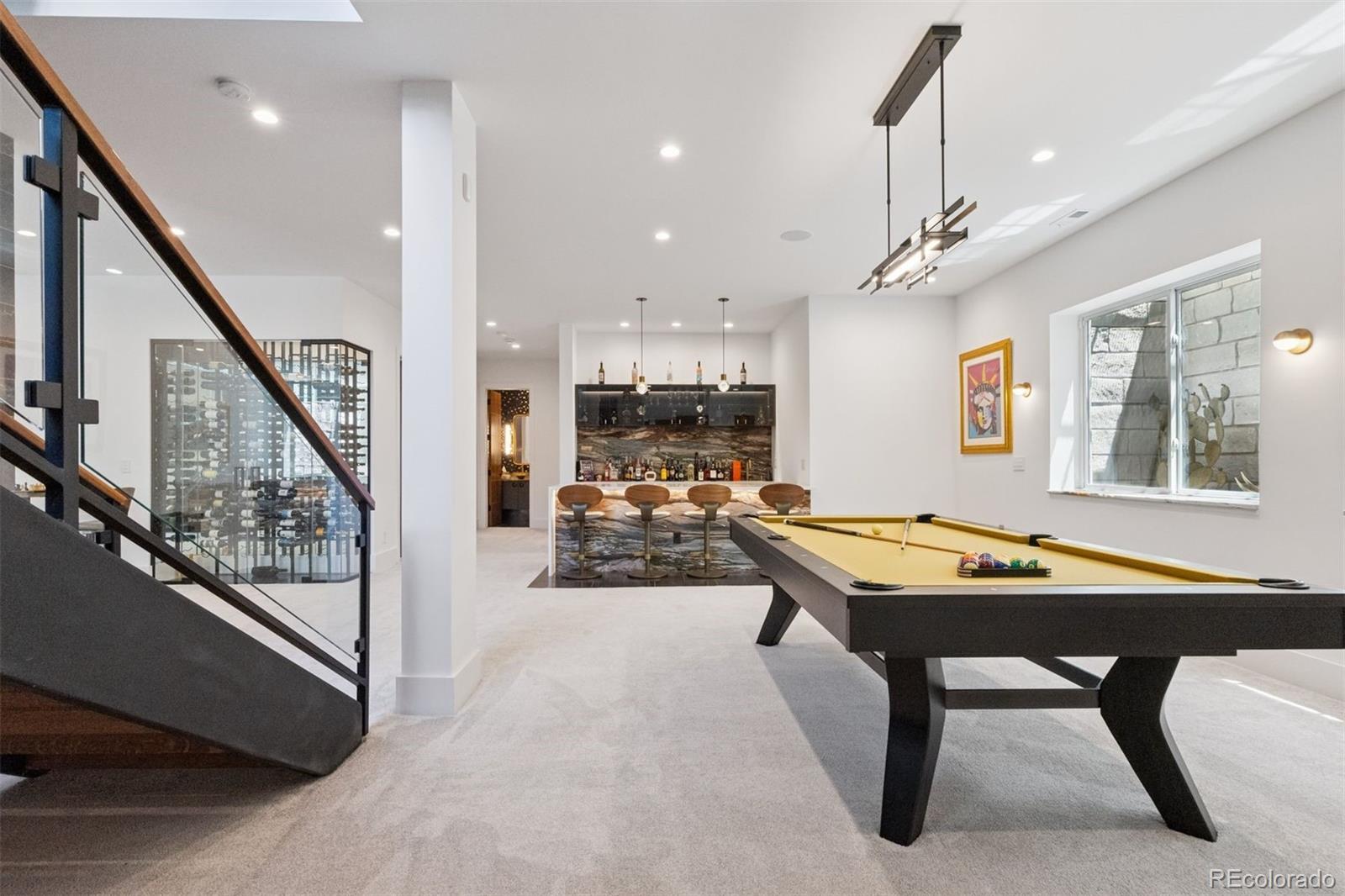 164 S Fairfax Street