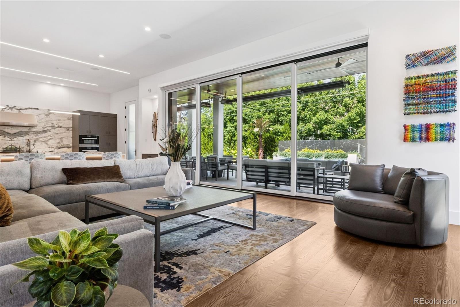 164 S Fairfax Street