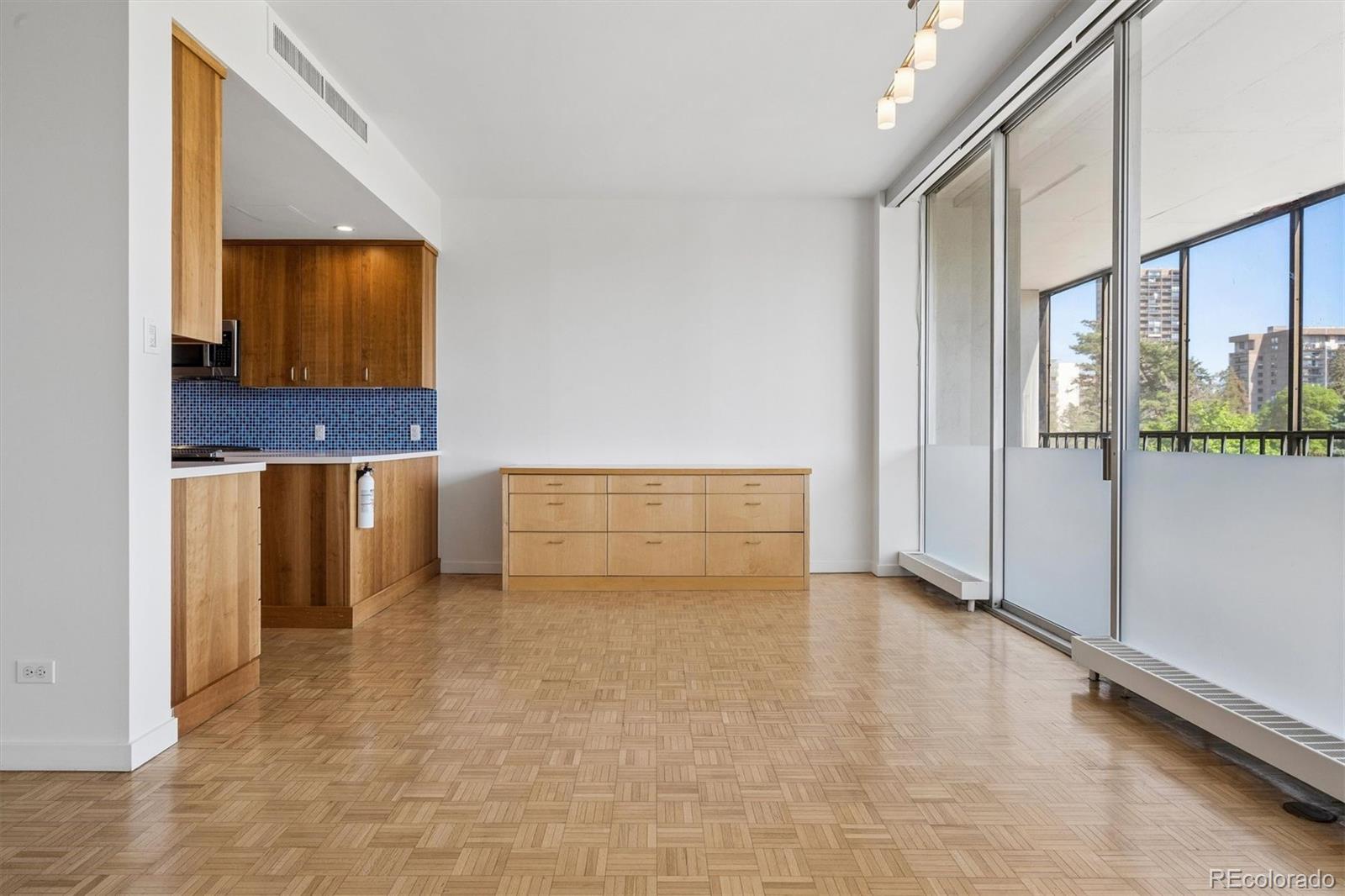 1201 N Williams Street Unit: 3C