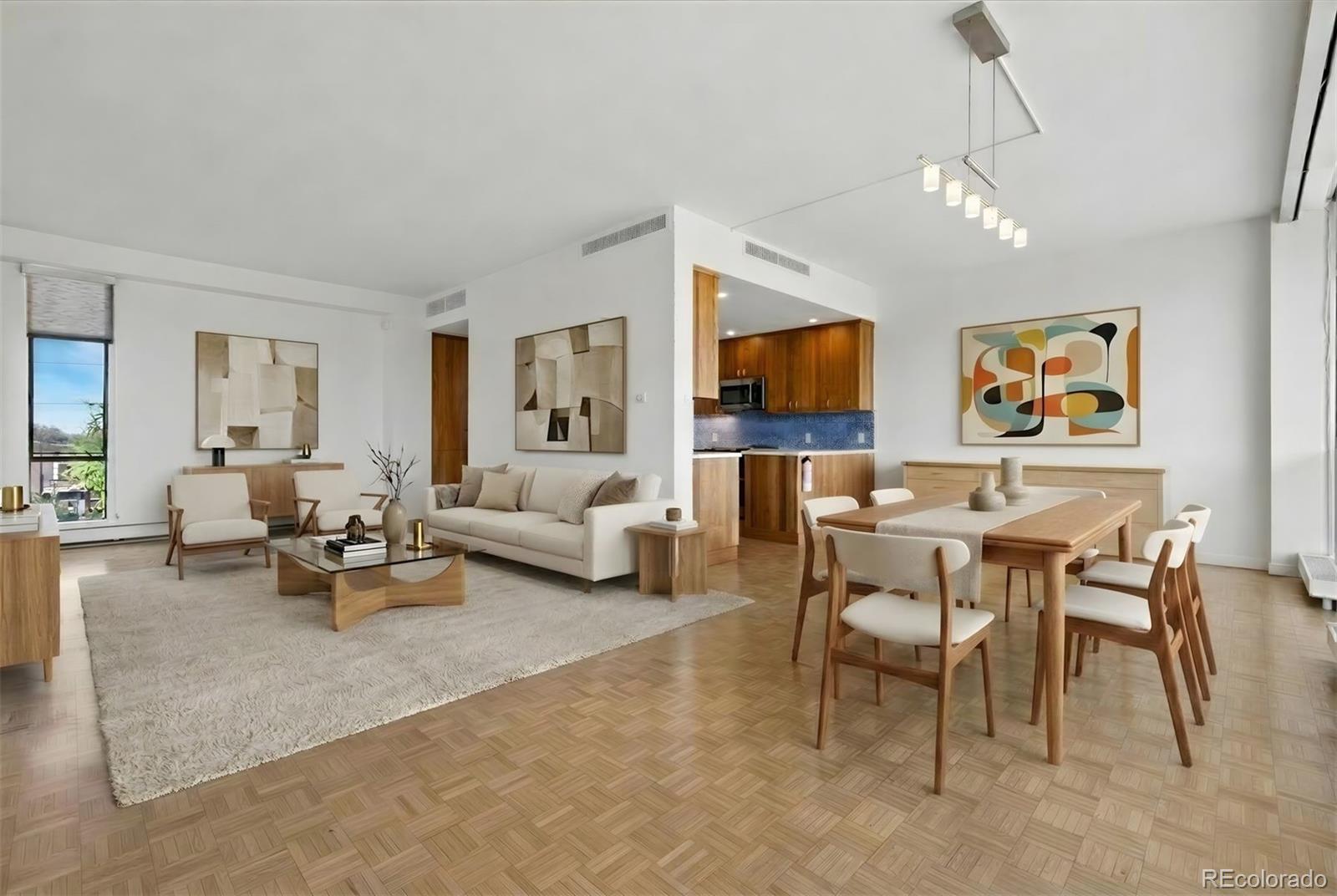 1201 N Williams Street Unit: 3C