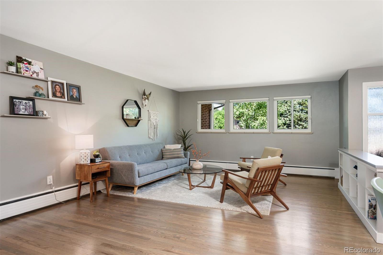 2471 S Jasmine Place