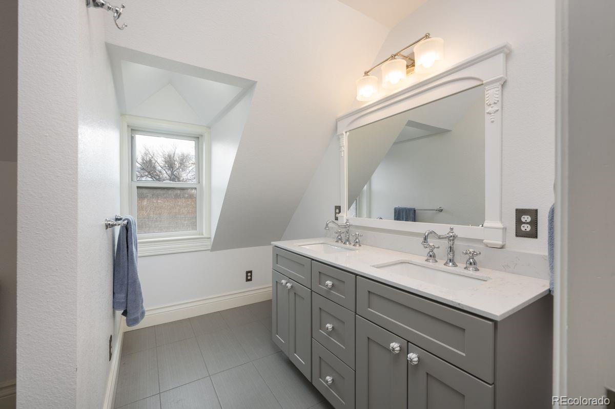 131 N Sherman Street