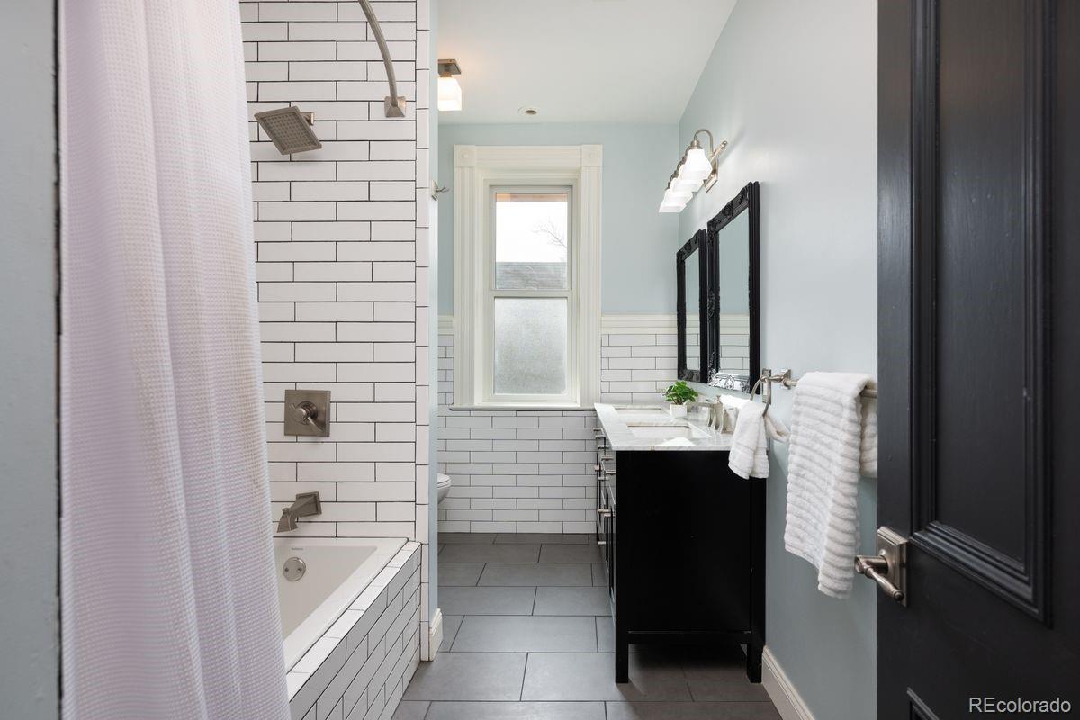 131 N Sherman Street