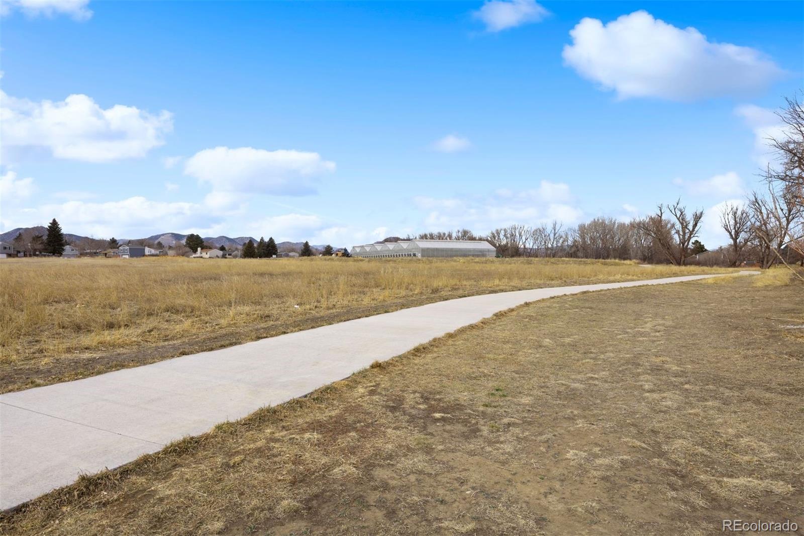 4899 S Dudley Street Unit: 10H