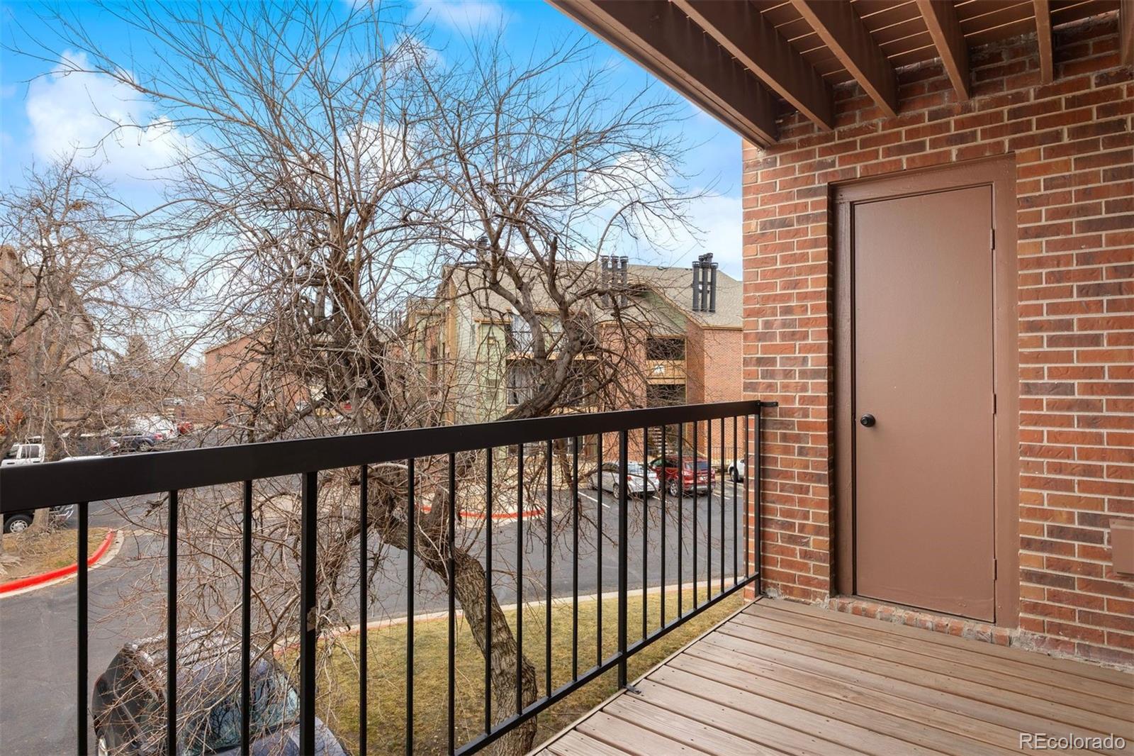 4899 S Dudley Street Unit: 10H
