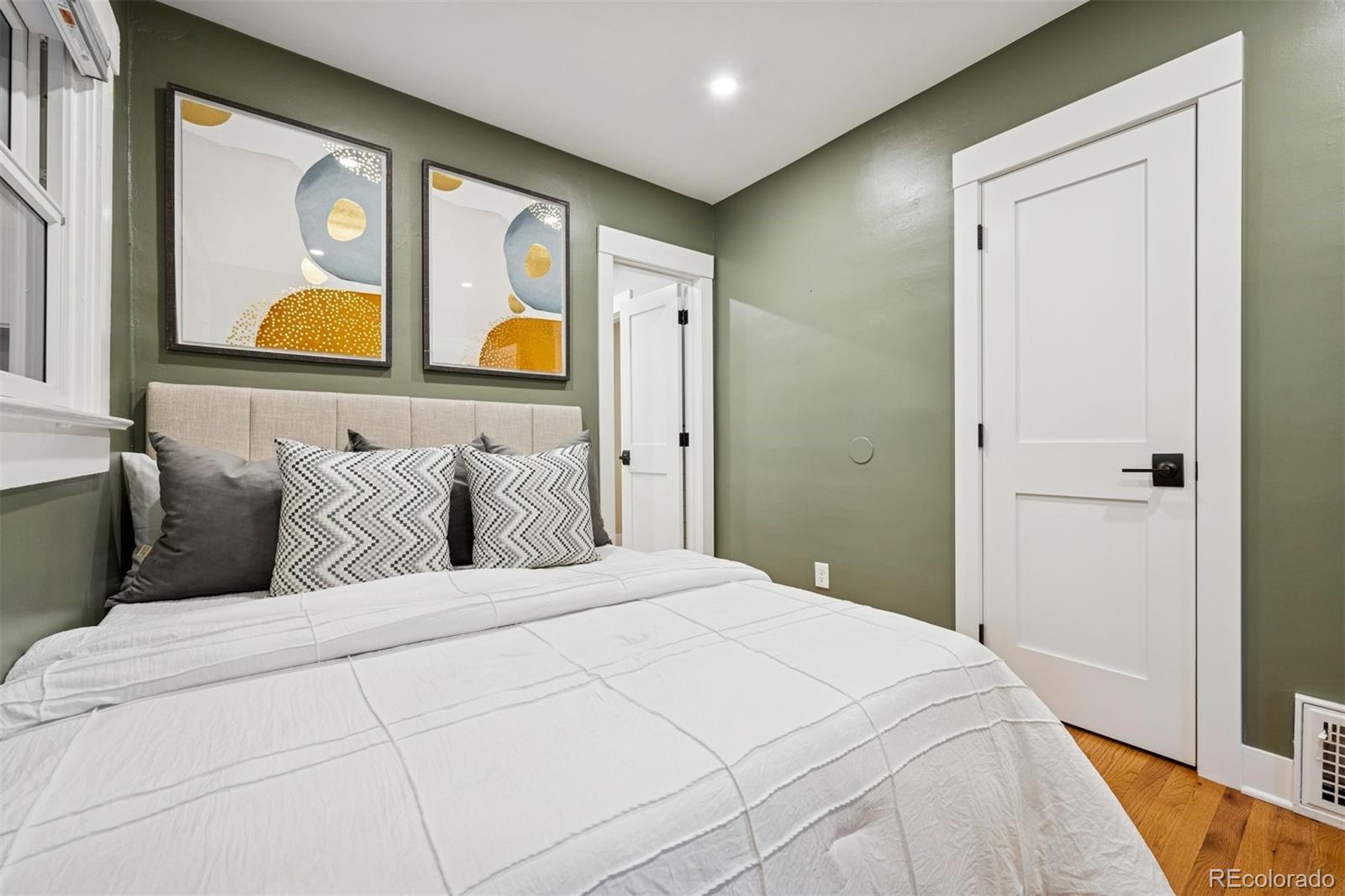 4446 Lowell Boulevard