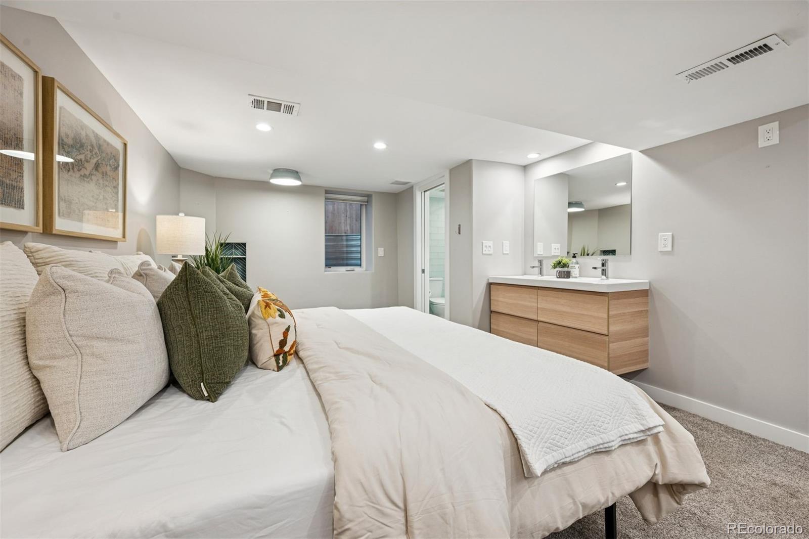 4446 Lowell Boulevard