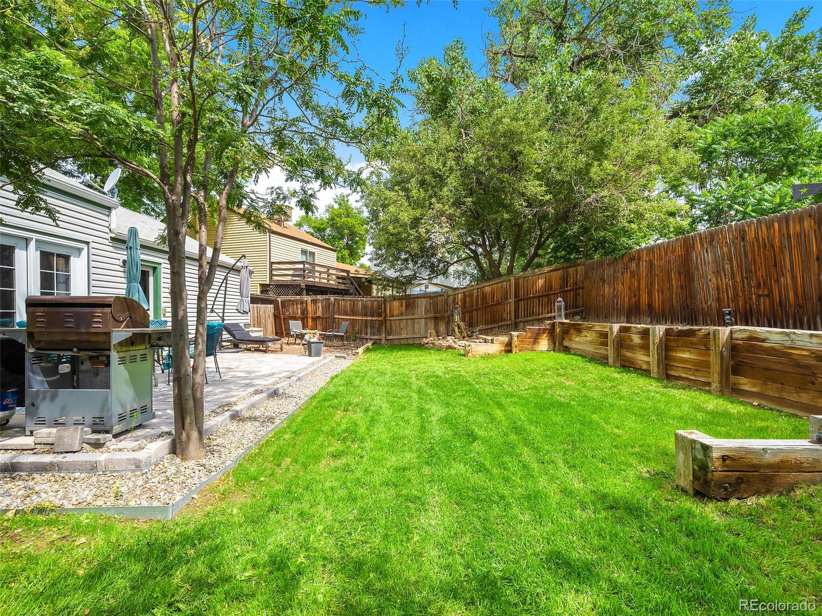 10901 Albion Drive