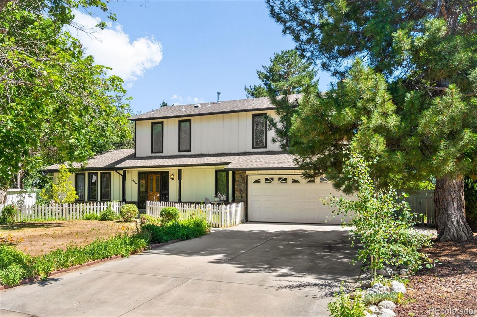 1966 S Macon Way