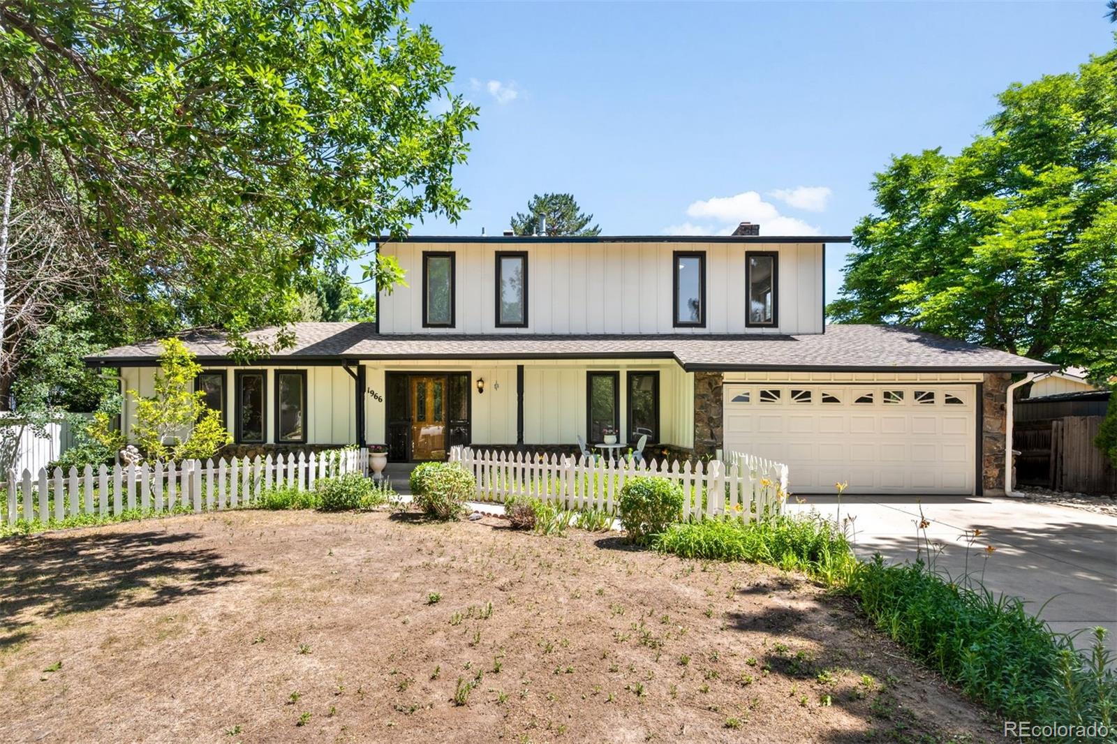 1966 S Macon Way