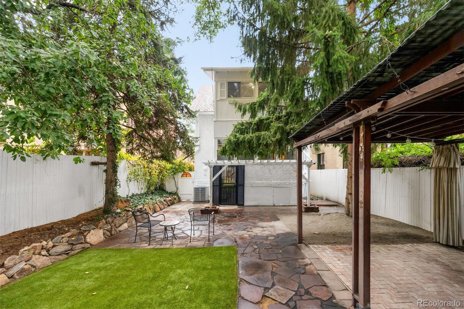 1320 N Humboldt Street