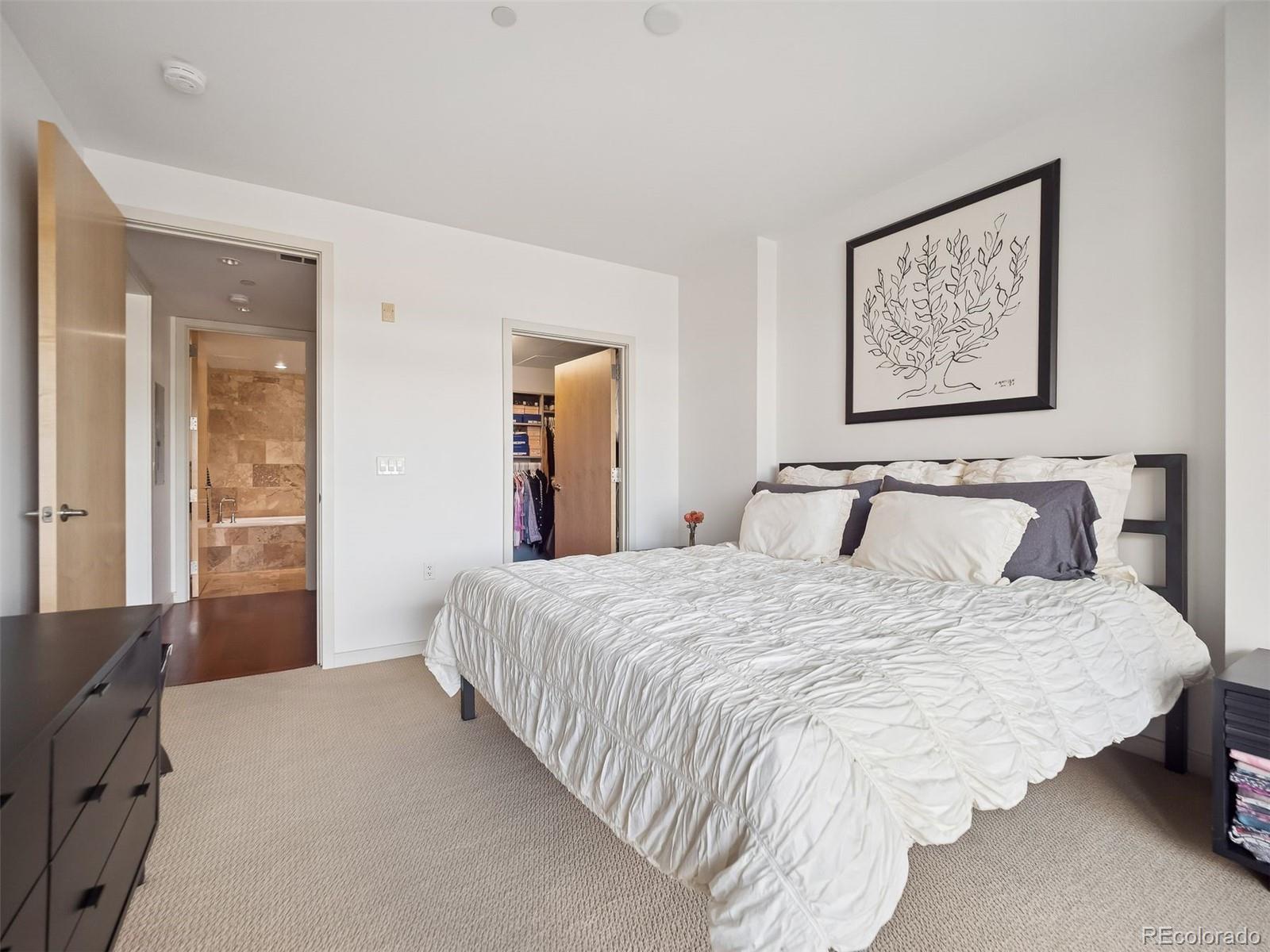 333 S Monroe Street Unit: 313