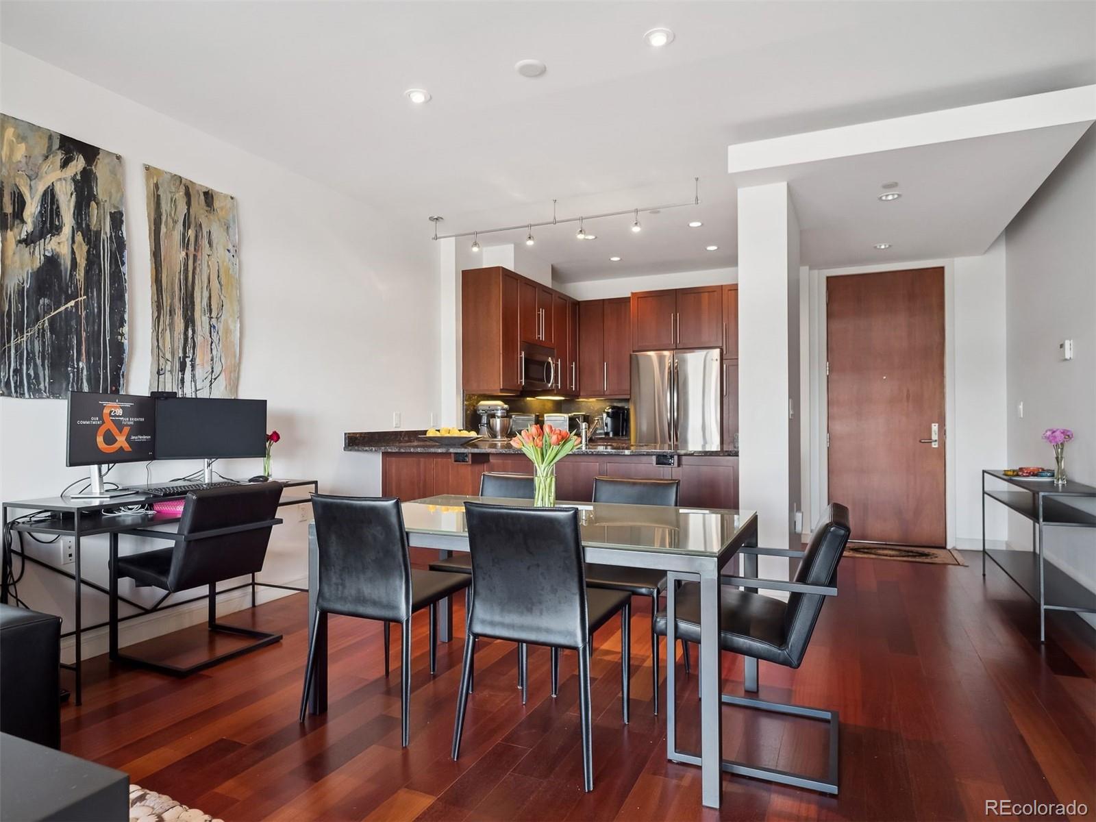 333 S Monroe Street Unit: 313