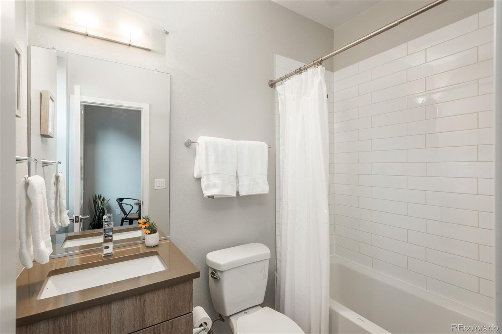 2602 W 24th Avenue Unit: 7