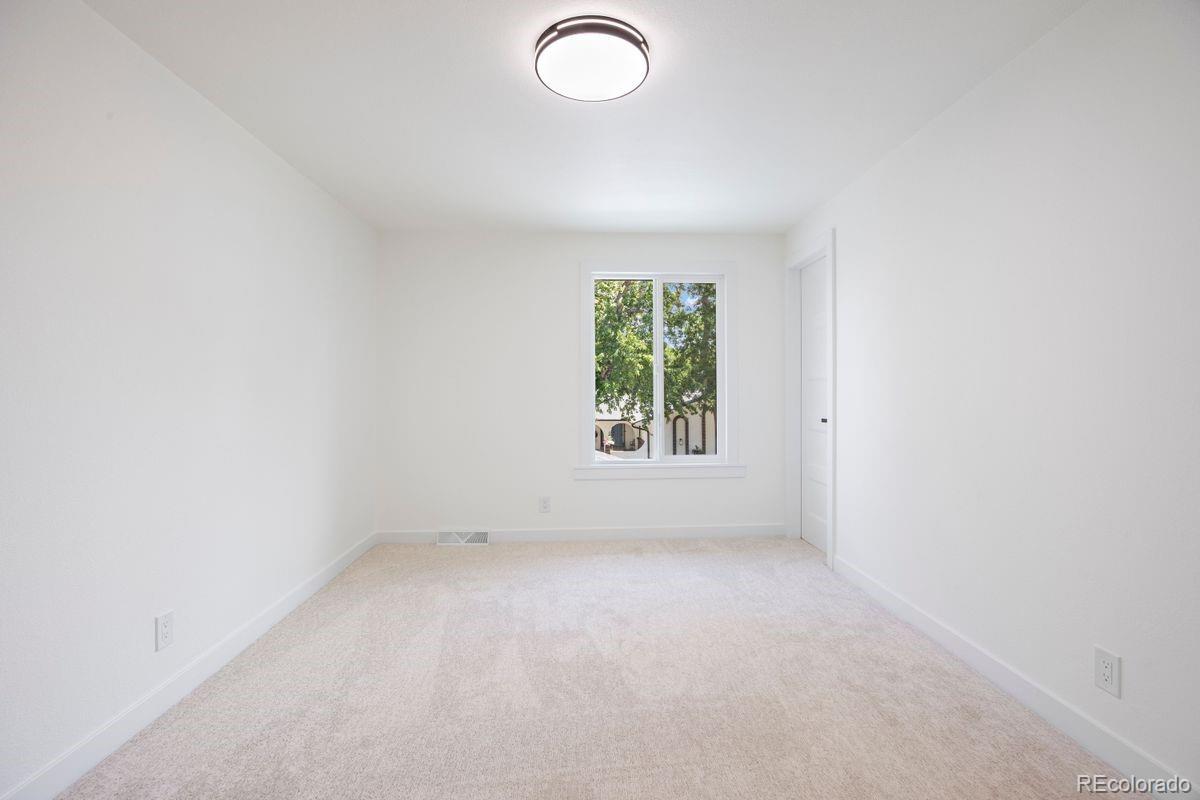 3851 S Quebec Street Unit: 200