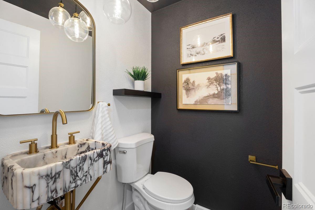 3851 S Quebec Street Unit: 200