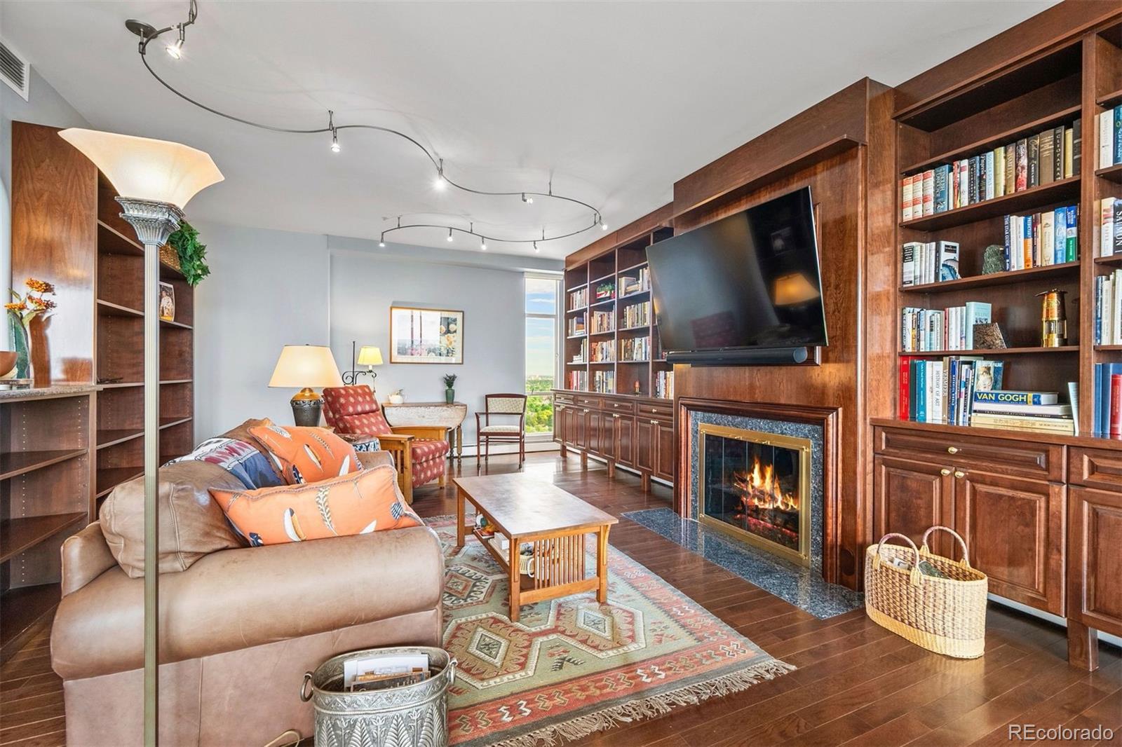 1201 N Williams Street Unit: 18A