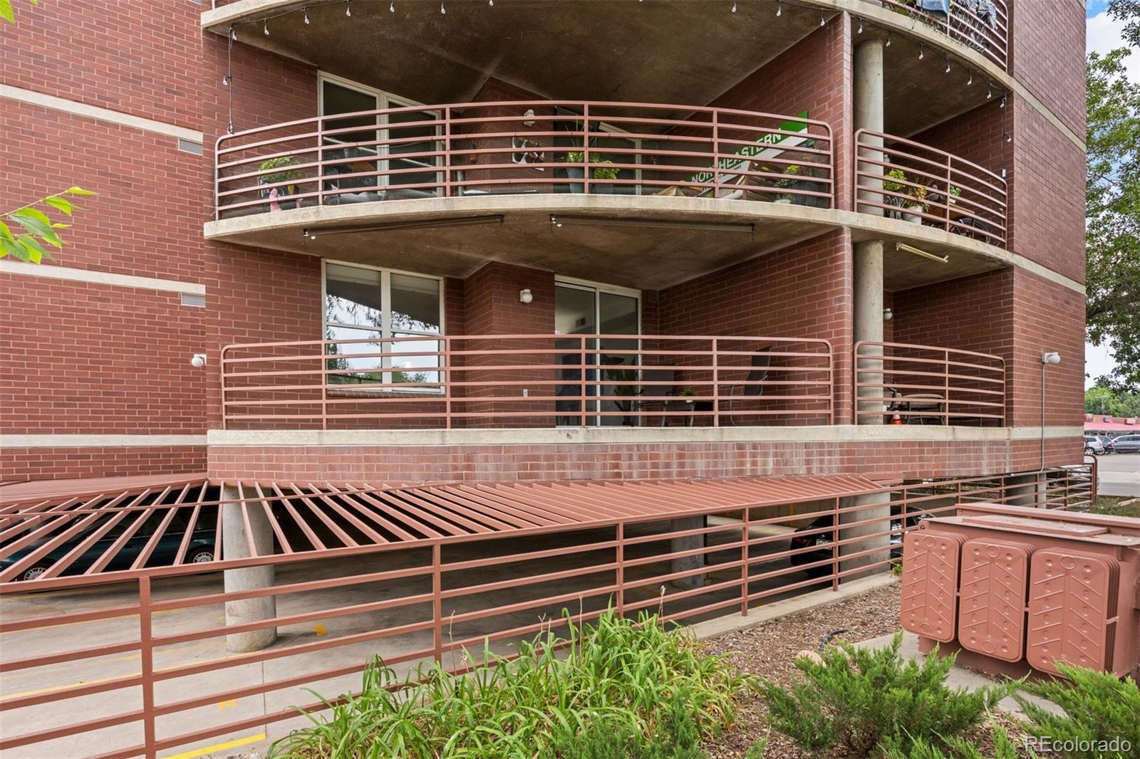 5955 E 10th Avenue Unit: 104