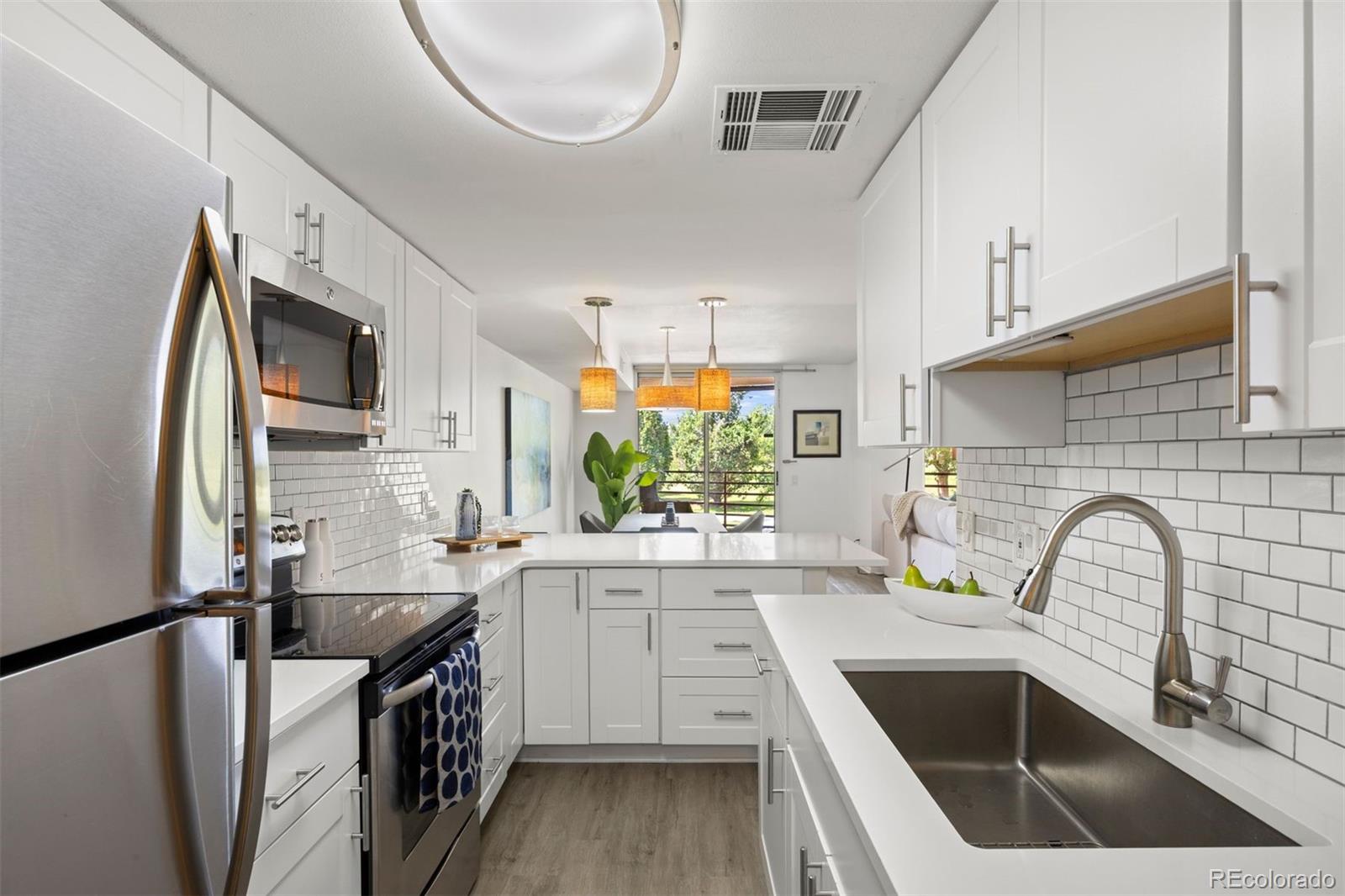 5955 E 10th Avenue Unit: 104