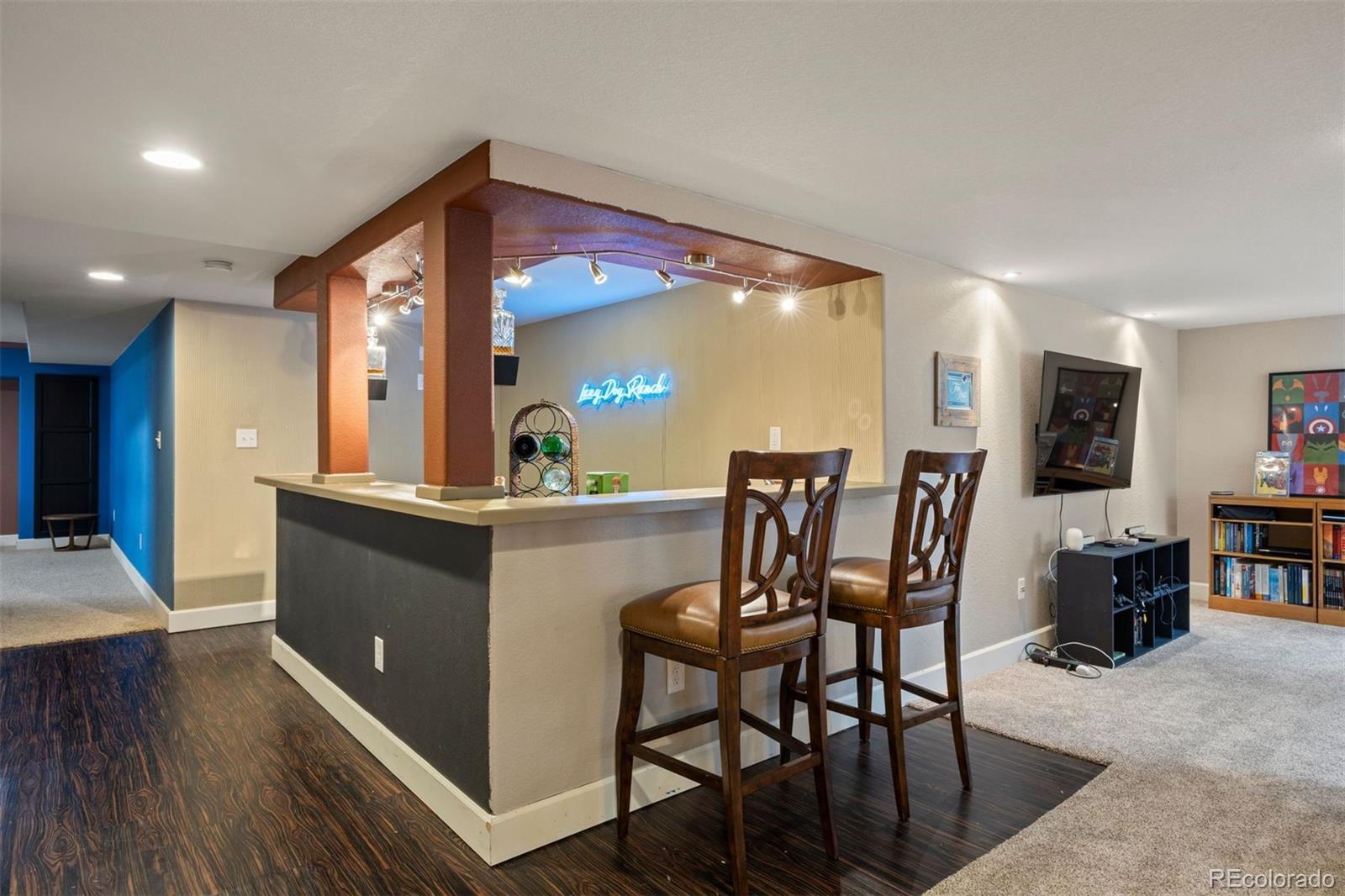 8399 Liverpool Circle