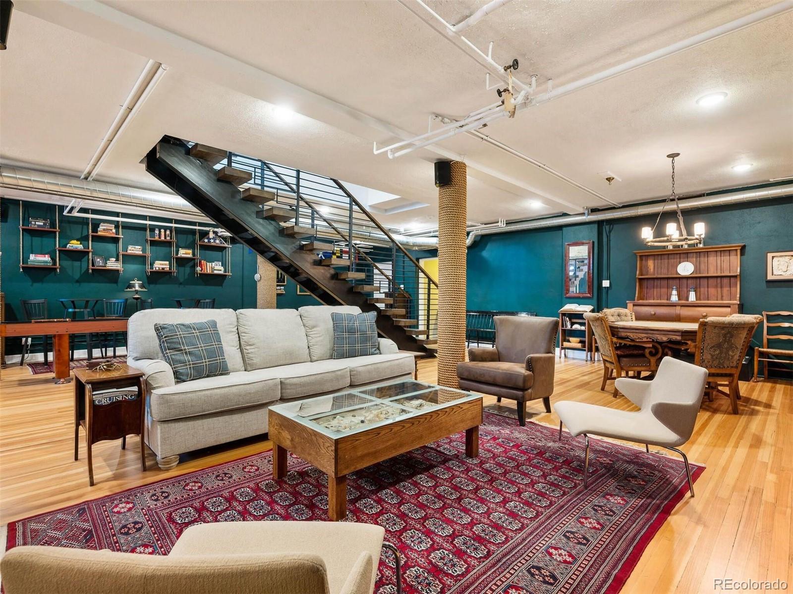1515 E 9th Avenue Unit: 101