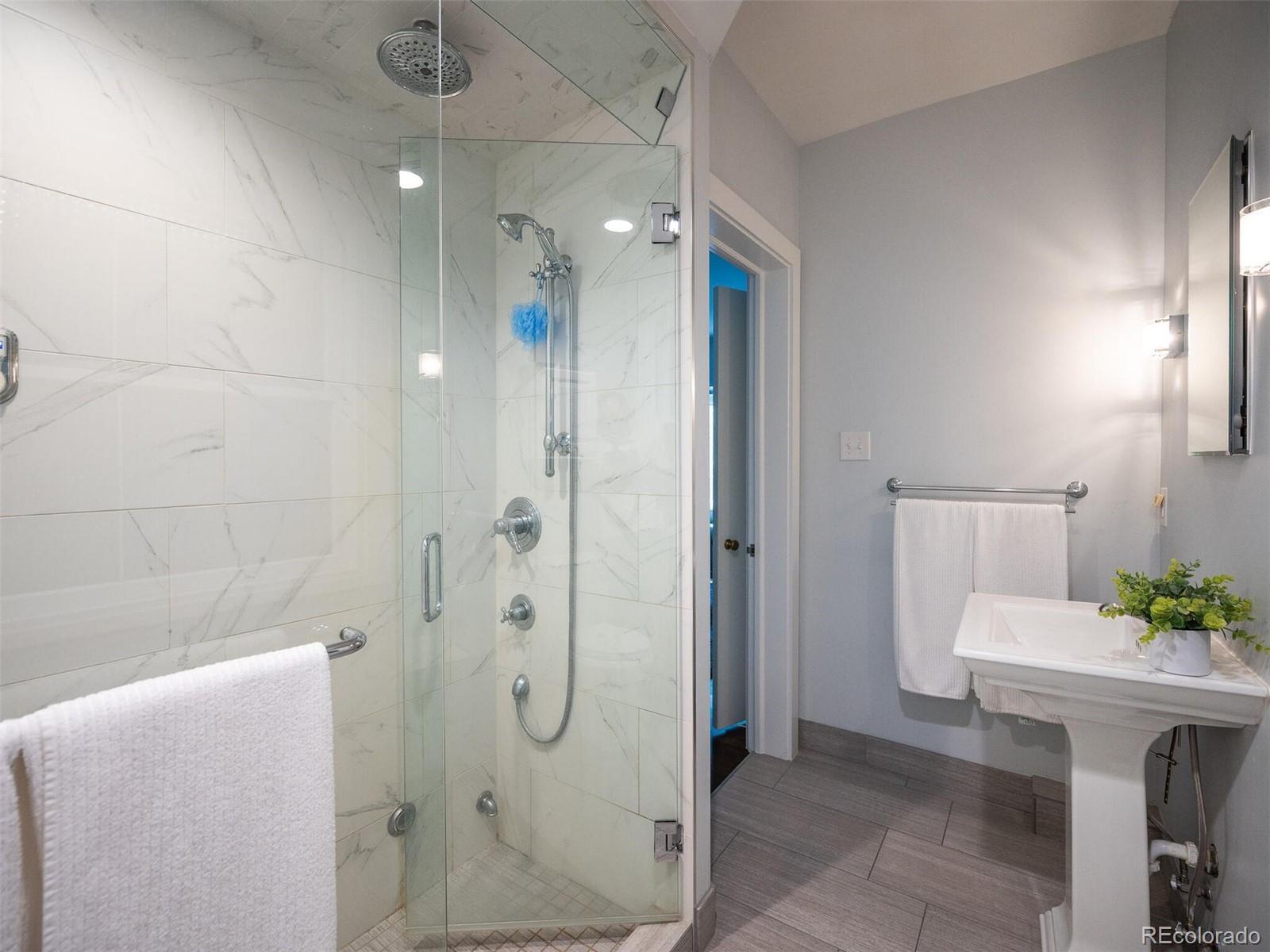 1515 E 9th Avenue Unit: 101
