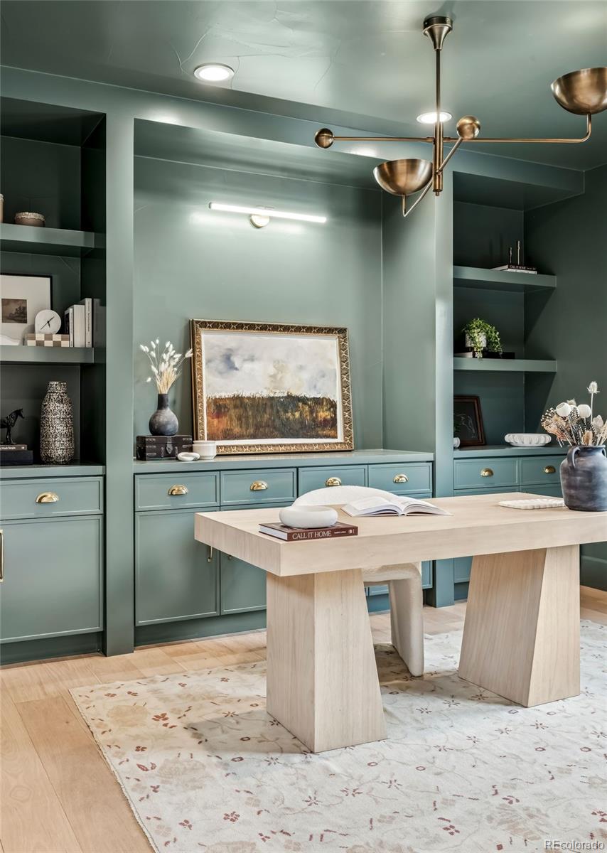 400 S Steele Street Unit: 63