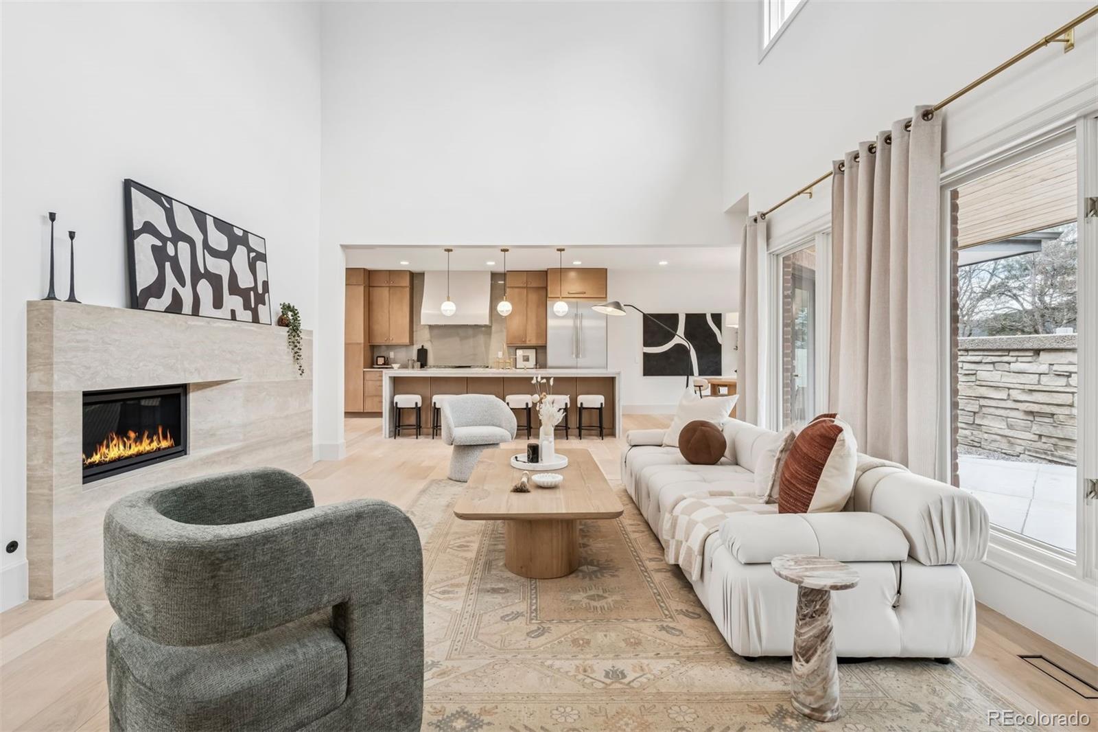 400 S Steele Street Unit: 63